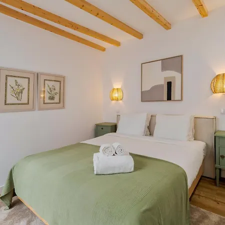 Casa Do Bocage, By Match